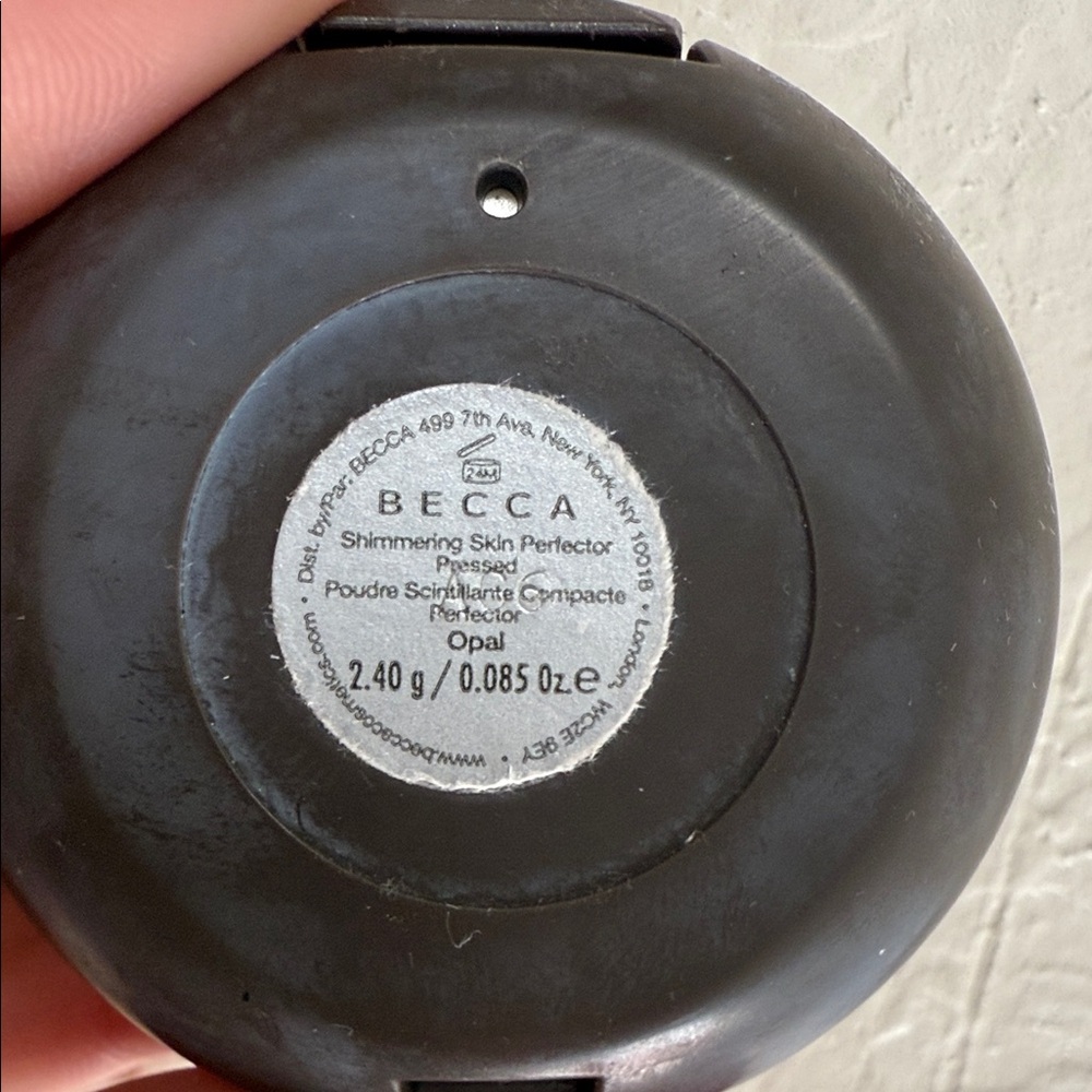 BECCA Shimmering Skin Perfector Pressed in Opal